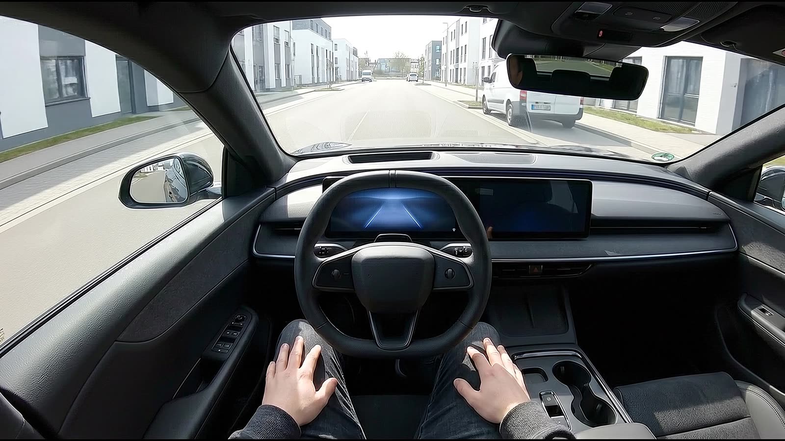 Il safety driver riprende il volante davanti a un manichino pedone